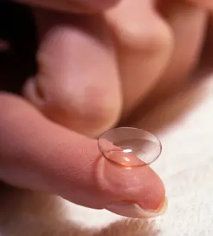Cuidados con tus lentes de contacto