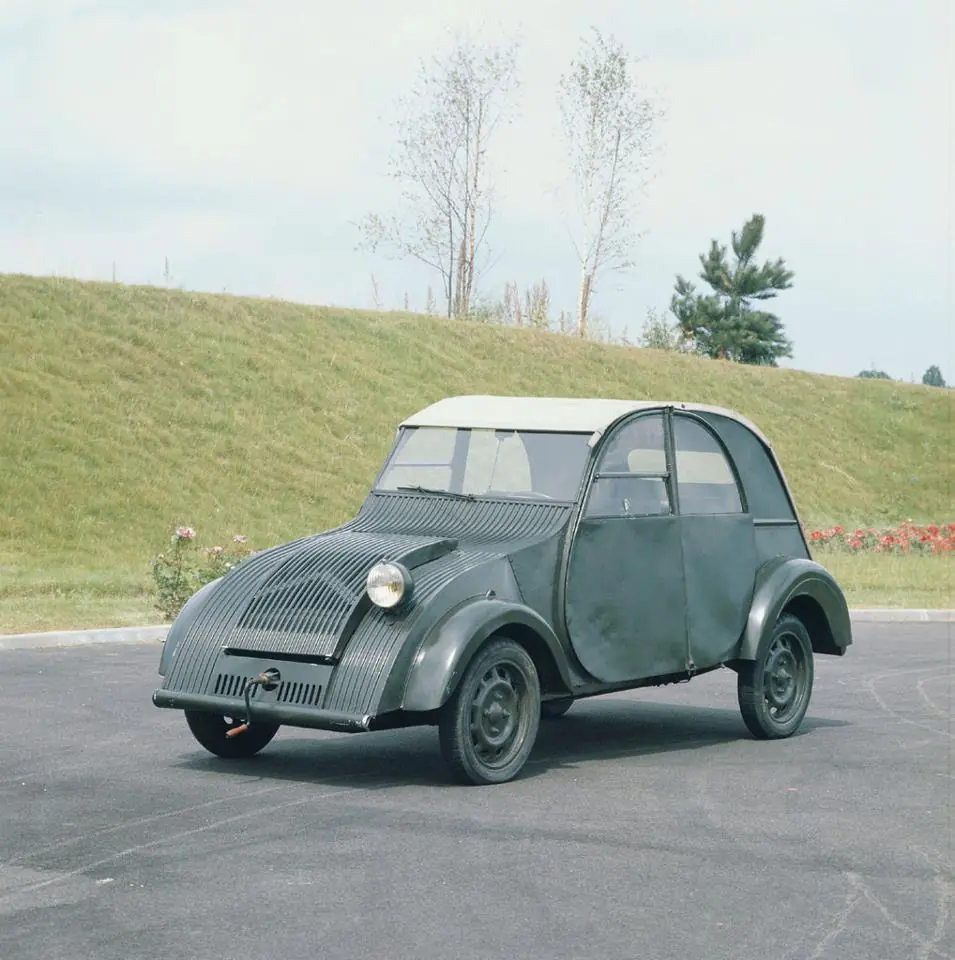 La primera Citroneta 2CV