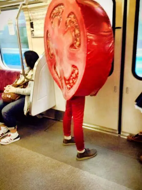 Viajas en el metro?