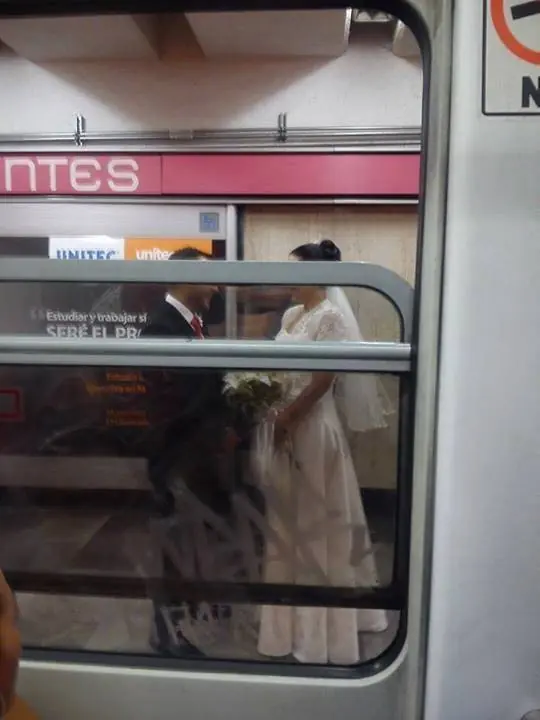Viajas en el metro?