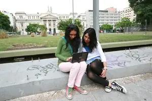 evitar riesgos al usar redes gratuitas Wi-Fi