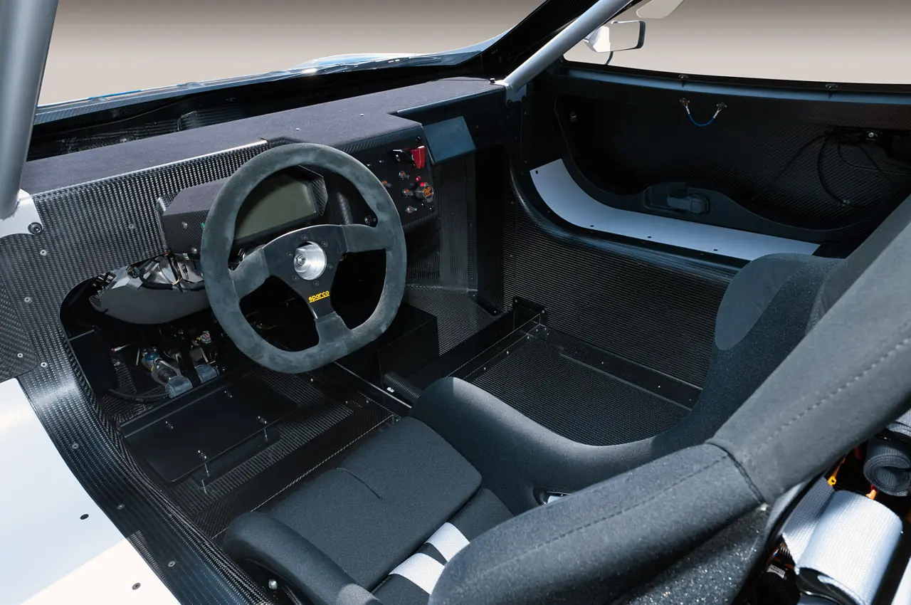 nissan 2011