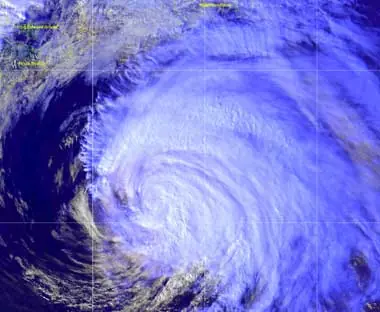 Huracanes y tormentas