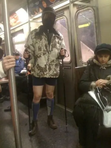 sin pantalon