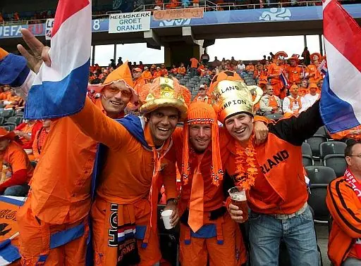 Que opinan? España o Holanda