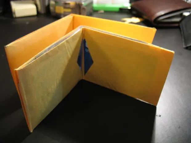 Hacer tu billetera de papel nunca fue tan fácil