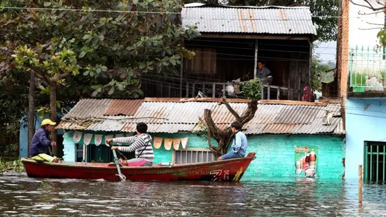Peligro de Epidemia por Triple Inundación