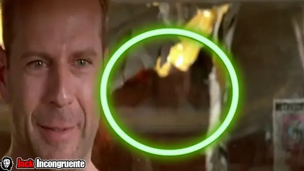 ¿Recuerdas "El Quinto Elemento"?.. 7 Datos Curiosos. ¿Recuerdas "El Quinto Elemento"?.. 7 Datos Curiosos.