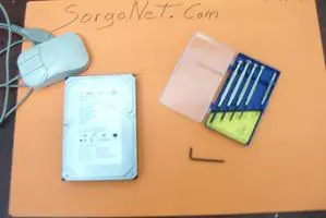 Como abrir una cerradura de tu casa con una computadora?