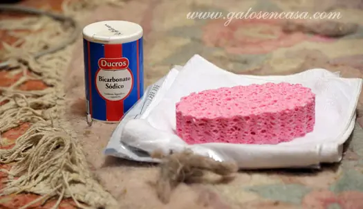 Trucos fáciles para quitar los pelos de gato de la Ropa