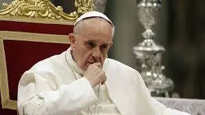 Dura crítica del Papa a los medios que crean pánico