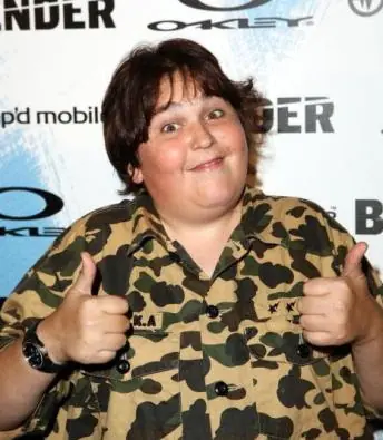 este tipo la mueve (entren no se van a arrepentir)