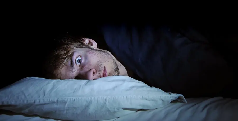 ¿Sabías que los más inteligentes se van a dormir mucho más t