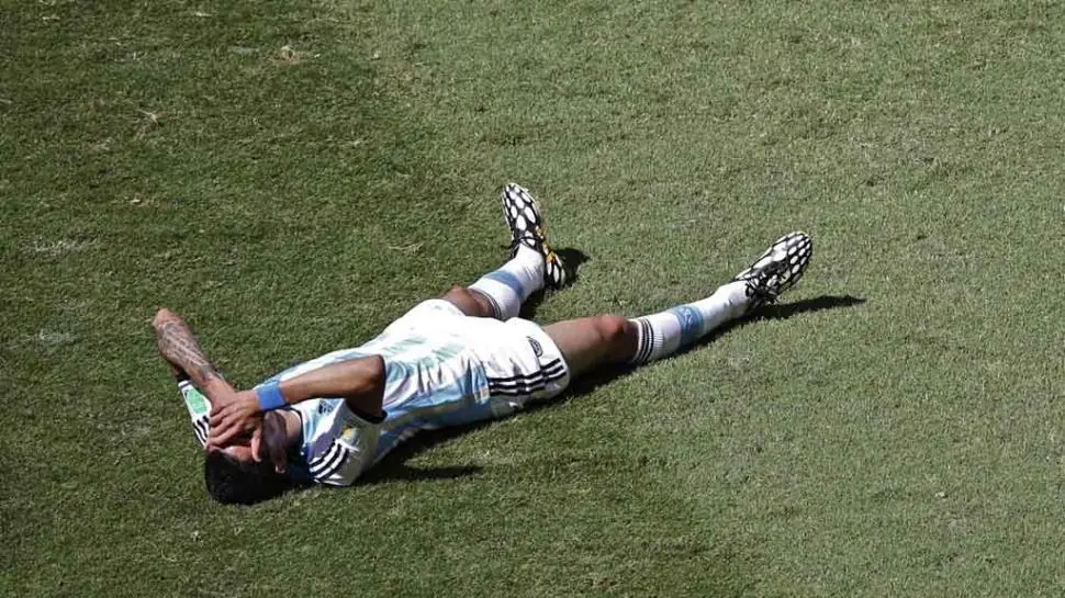 Di María se fue llorando