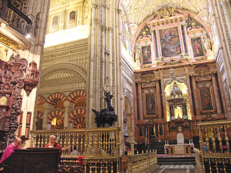Quién estaba primero? Del islam a templo cristiano