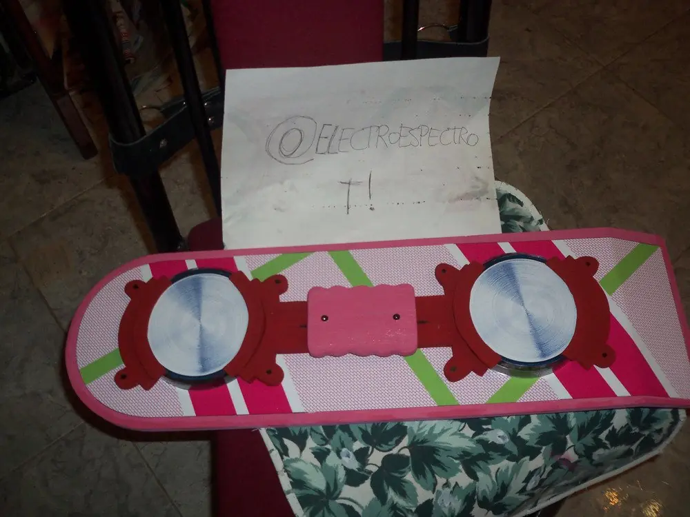 Hice la hoverboard de volver al futuro (actualizado)