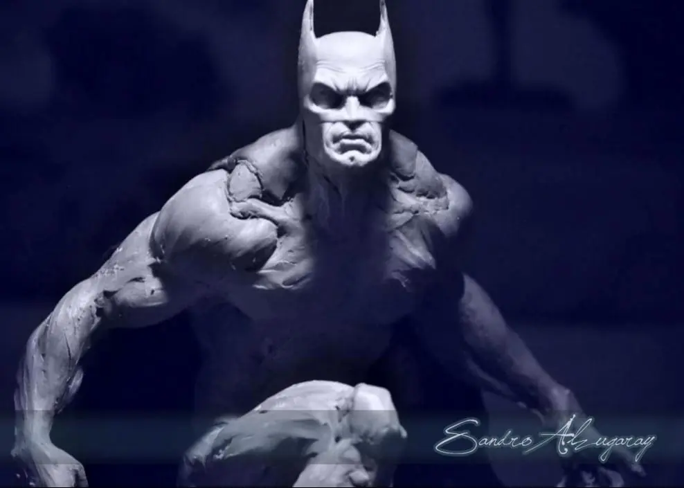 Escultura de Batman por Sandro Alzugaray