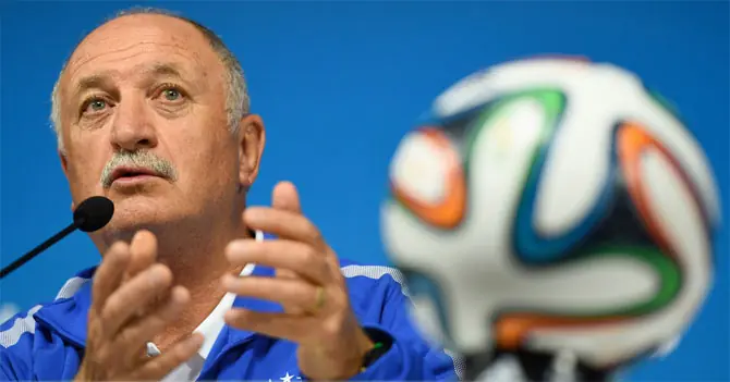 Scolari pide a periodistas enfocarse en los gastos excesivos
