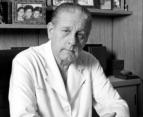 Recordemos a René, el mejor médico del mundo