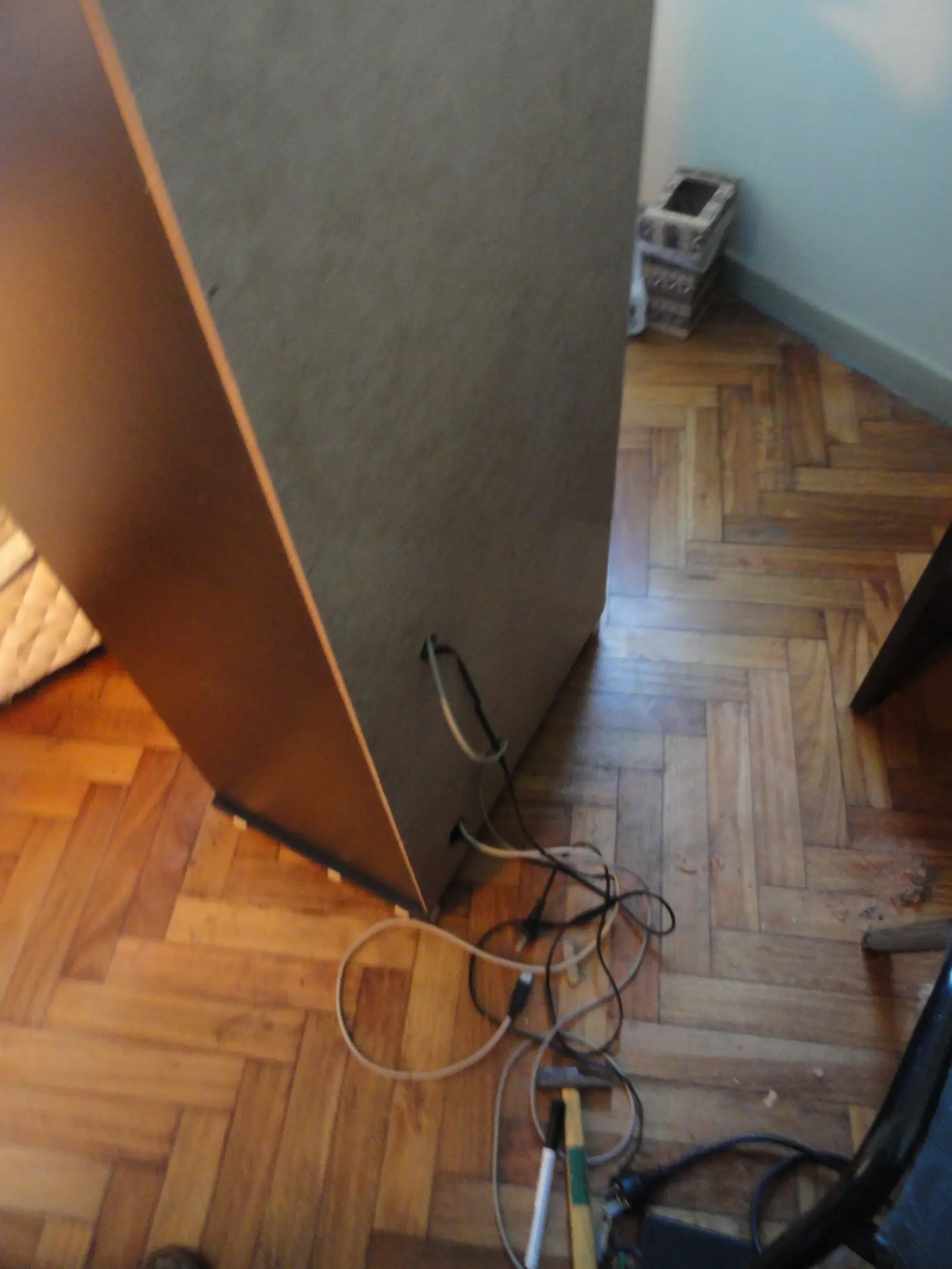 Taringuera arregla su habitación - Parte 2 de varias