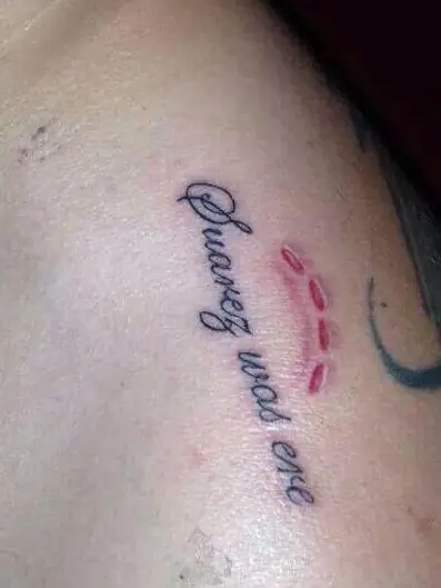 Un hincha se tatuó la mordida de Suarez (con error)