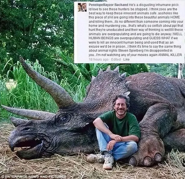 Steven Spielberg asesino de triceratops!