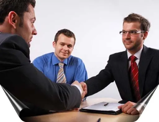 Los que usan lentes tienen más posibilidades de ser contrat