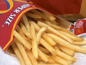 Cocinate unas papas francesas (McDonald's)