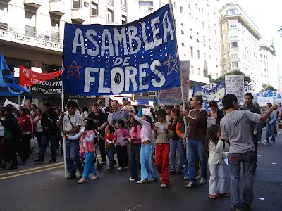 Urgente. No la desalojo de la Asamblea de Flores