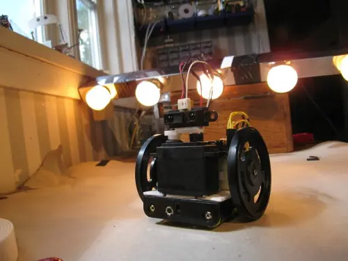 [Megapost!] Armate un robot!