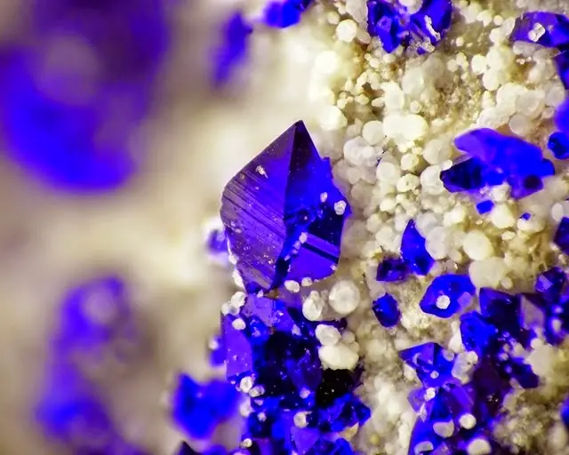 Los 30 minerales más bellos encontrados en la naturaleza.