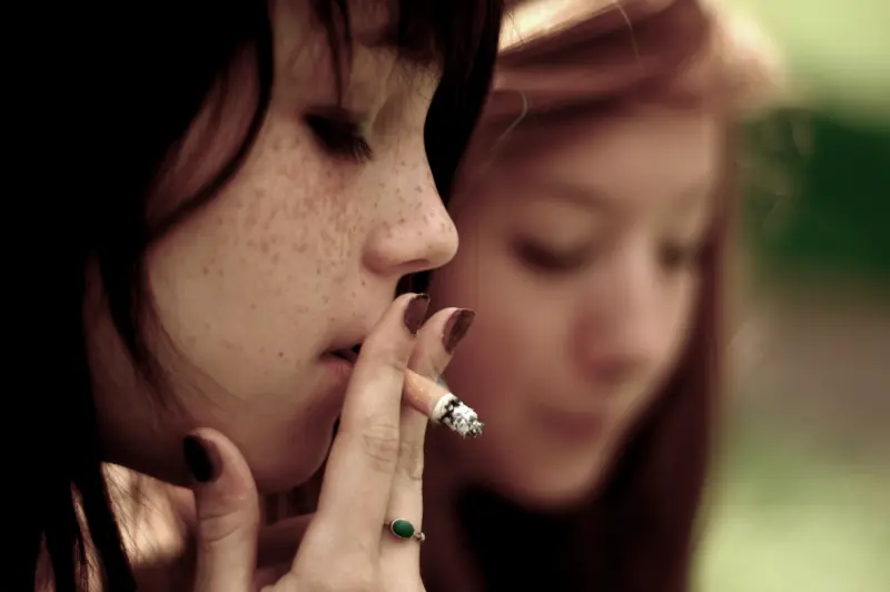Así afecta el tabaco al cerebro de los adolescentes