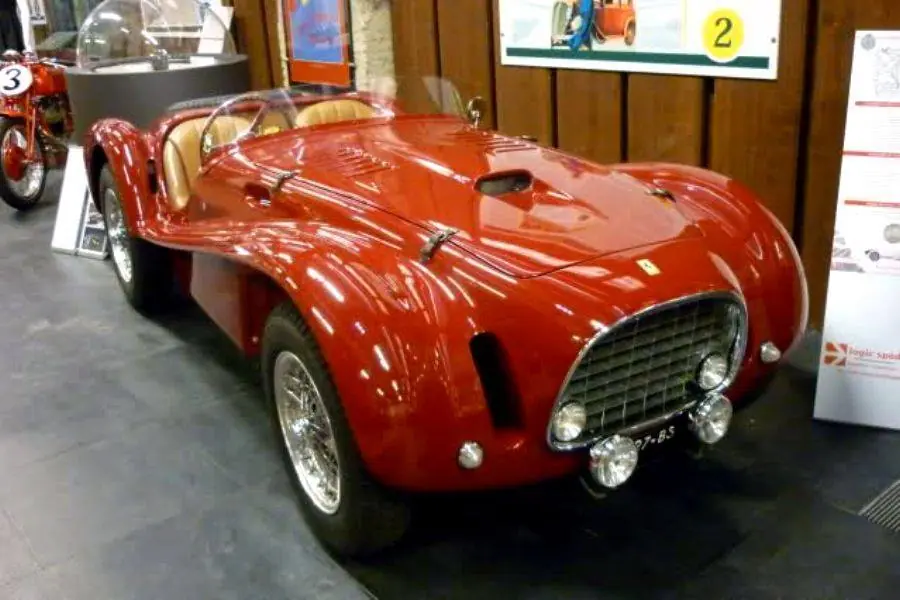 Mercedes Benz