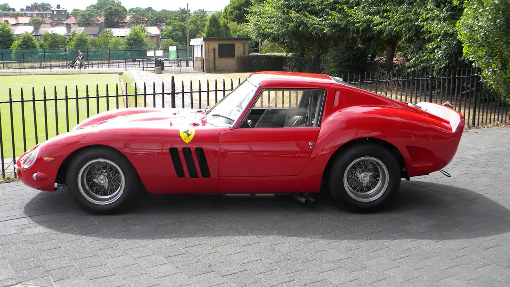 Ferrari California T