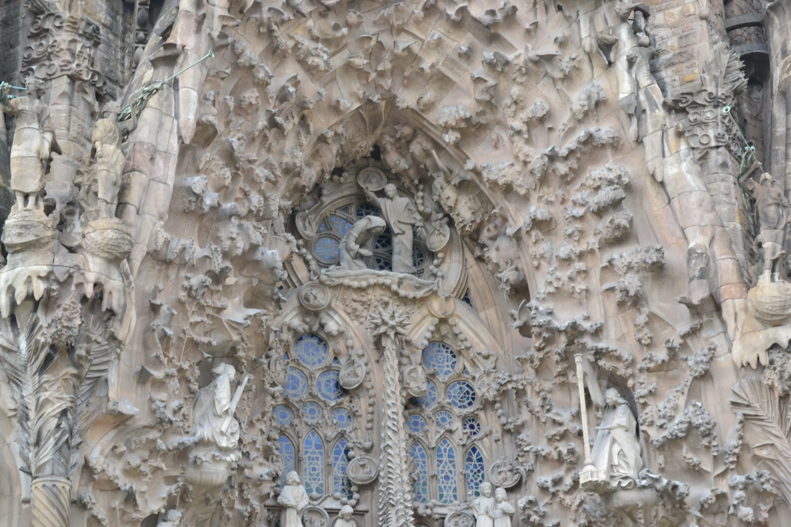 Templo Expiatorio De La Sagrada Familia De Gaudí parte 1