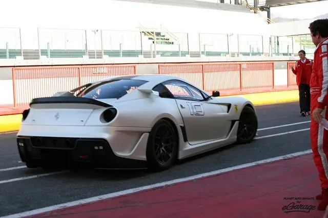 ferrari f12 berlinetta