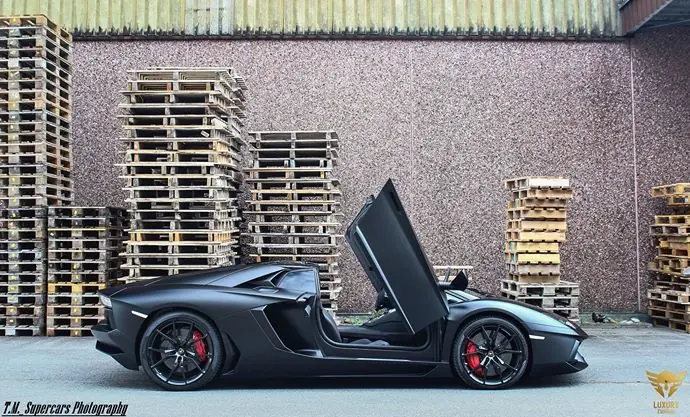 lamborghini aventador