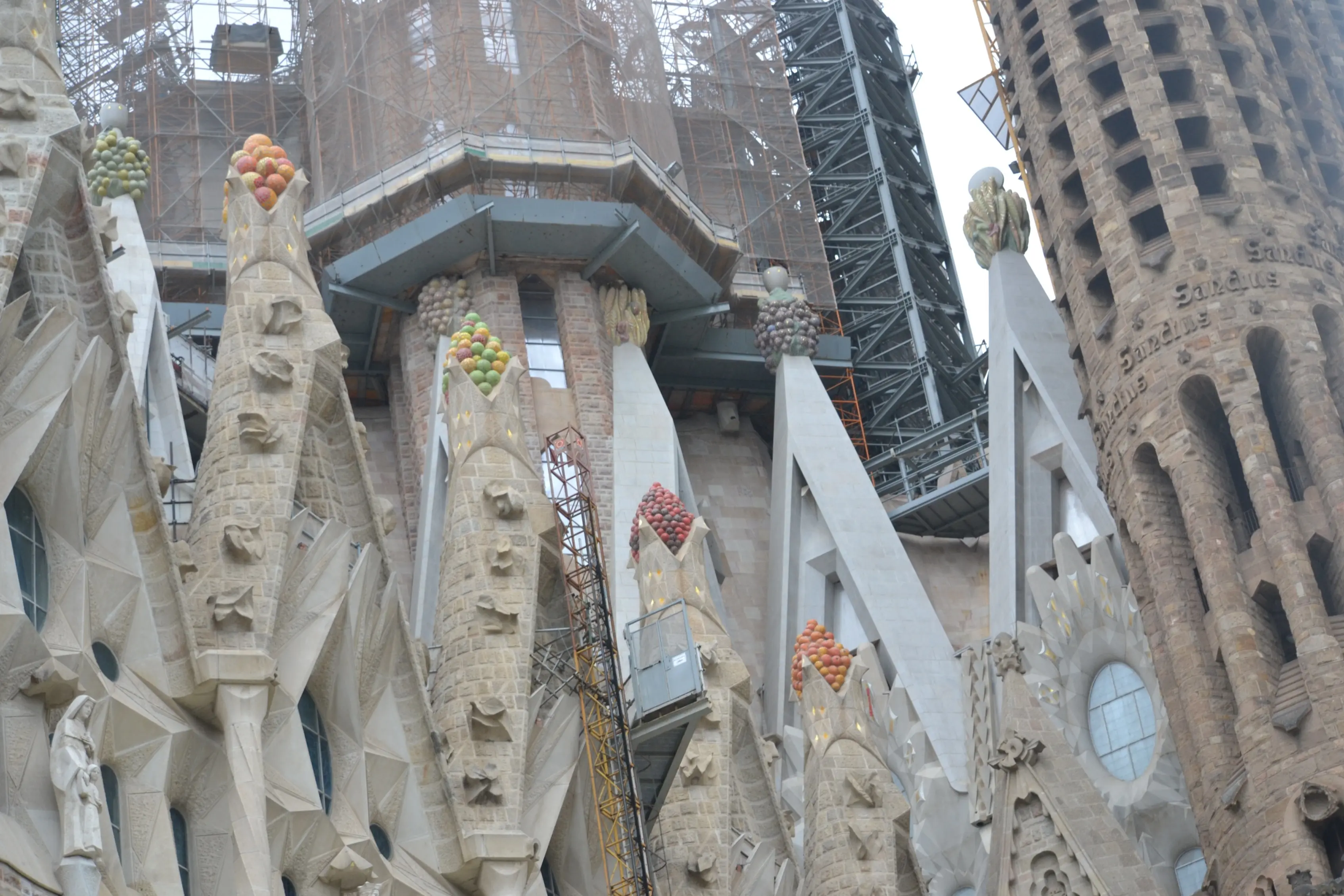 Templo Expiatorio De La Sagrada Familia De Gaudí parte 1