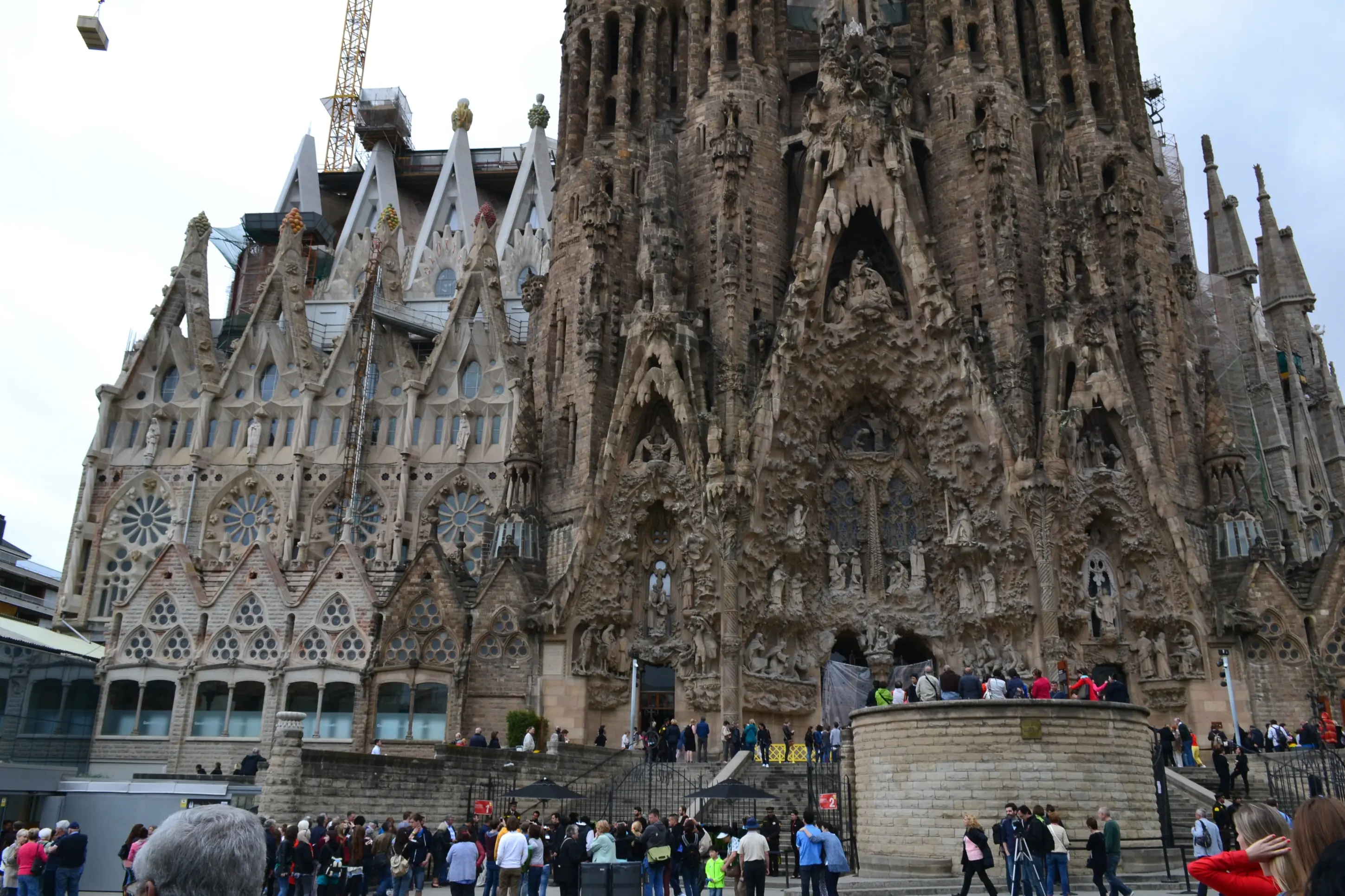 Templo Expiatorio De La Sagrada Familia De Gaudí parte 1