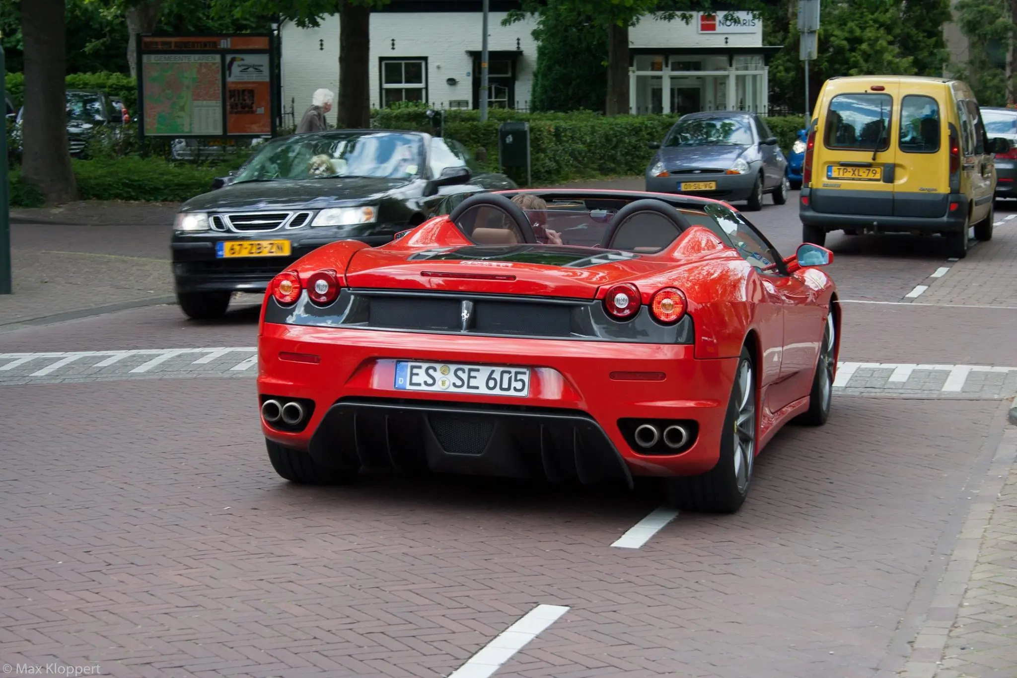 ferrari f355 berlinetta