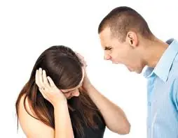No se te ocurra ponerme la mano encima jamás