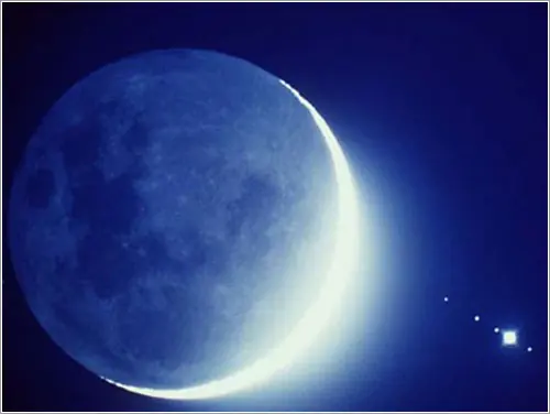 Una "luna azul" sorprenderá hoy al mundo