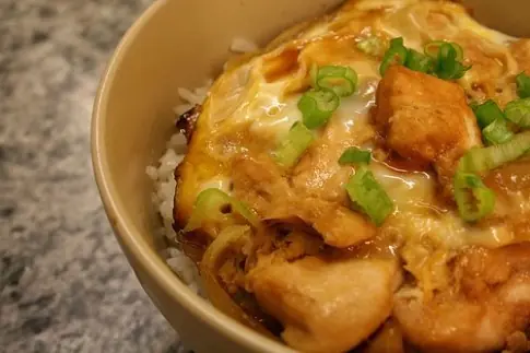 recetas japonesas: Donburi Yakitori de pollo - Short Cake