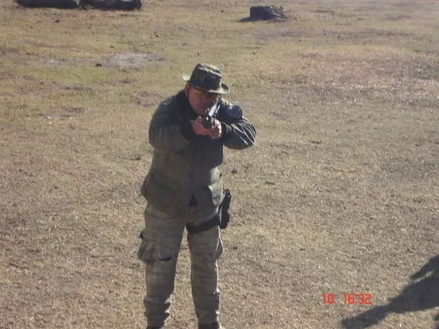 Armas Argentinas: Subfusil FM FMK-3