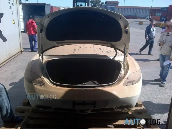 La historia del Mercedes SLS que cayó al Río de la Plata