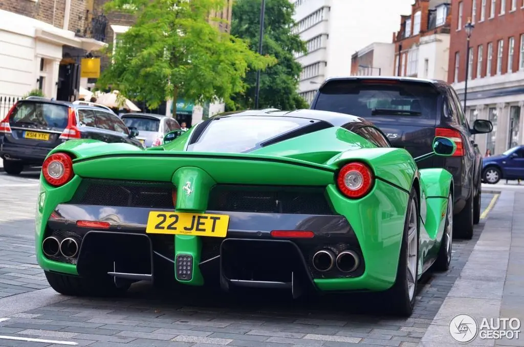 Ferrari California T