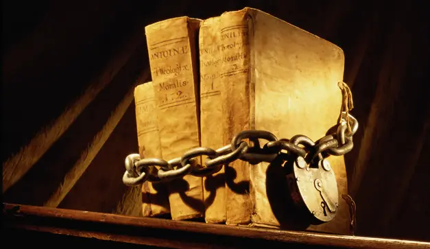 8 Libros que están Prohibidos en Pleno 2015