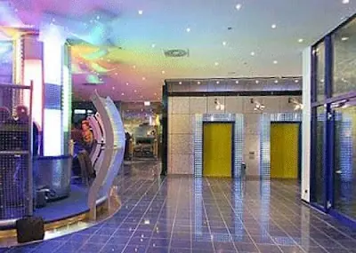 Primer Hotel Espacial