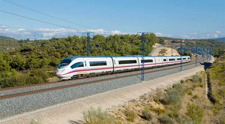 México planea construir el tren de pasajeros más rápido AL