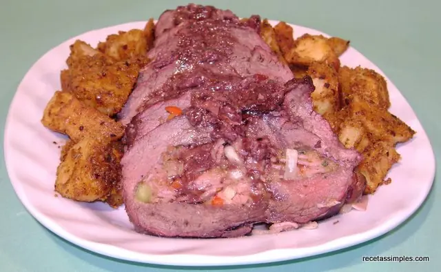 Carne rellena al horno